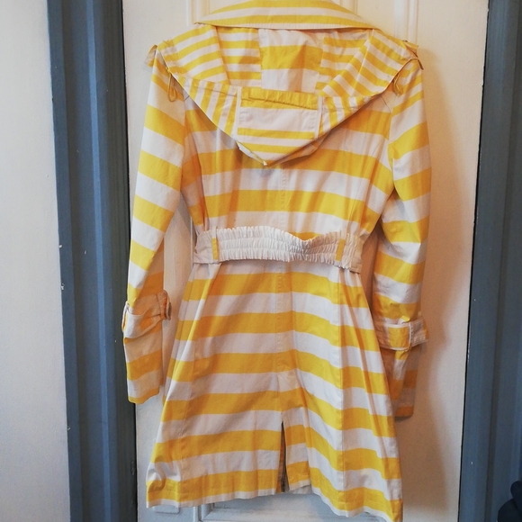 Rudsak Spring mid-length Trenchcoat - Yellow & White striped, Size 'M' - Picture 4 of 10